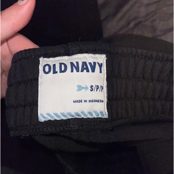 Old navy sweats - Picture 2 of 2